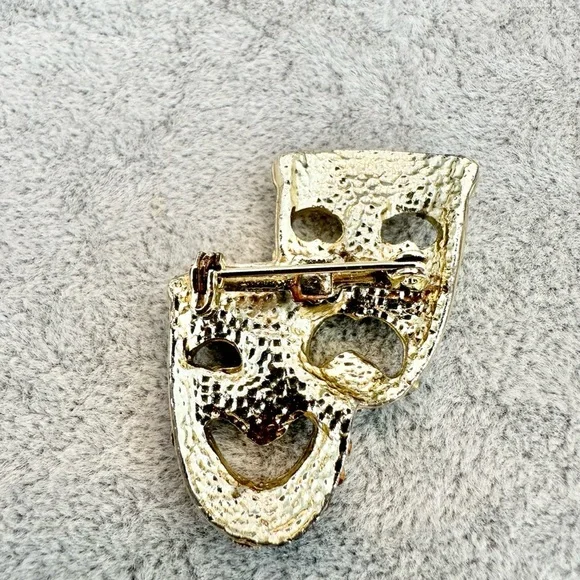 Vintage Gold Tone Aurora Borealis Rhinestone Comedy Tragedy Theater Mask Brooch - Picture 4 of 5